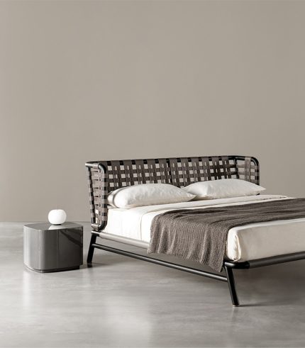 Edoardo Kuoio كارۋات