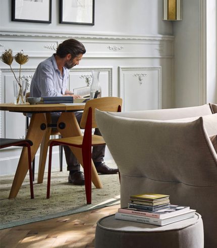 Guéridon ئۈستەل